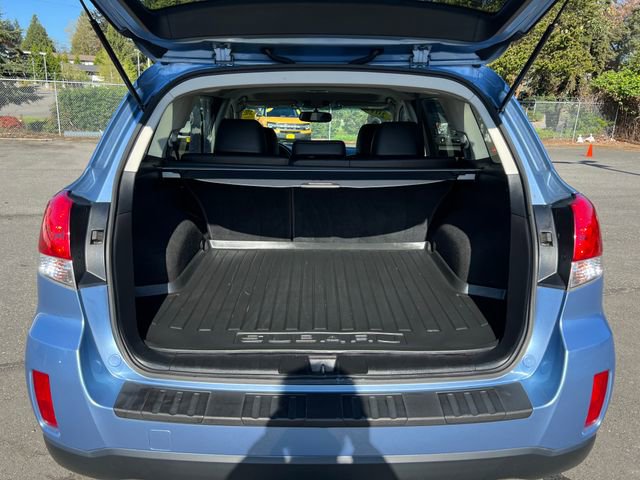 Used 2012 Subaru Outback 2.5i Limited AWD/4WD image 13