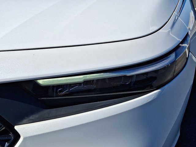 Used 2023 Honda Accord Sport image 9