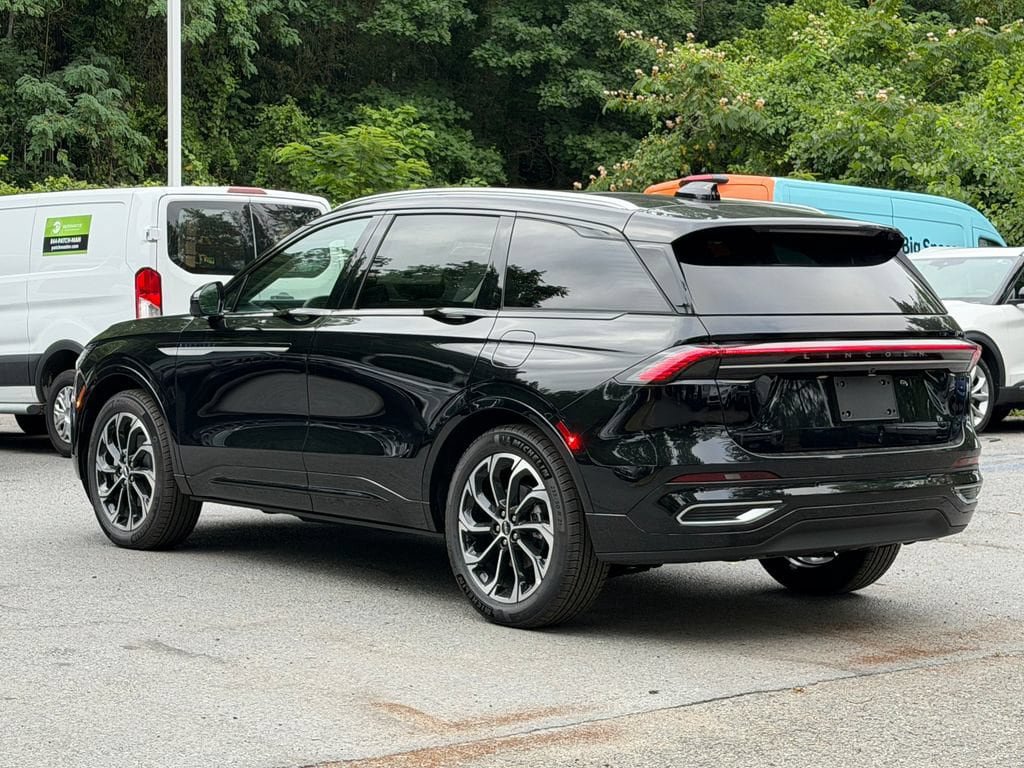New 2026 Lincoln Nautilus Reserve AWD/4WD image 4
