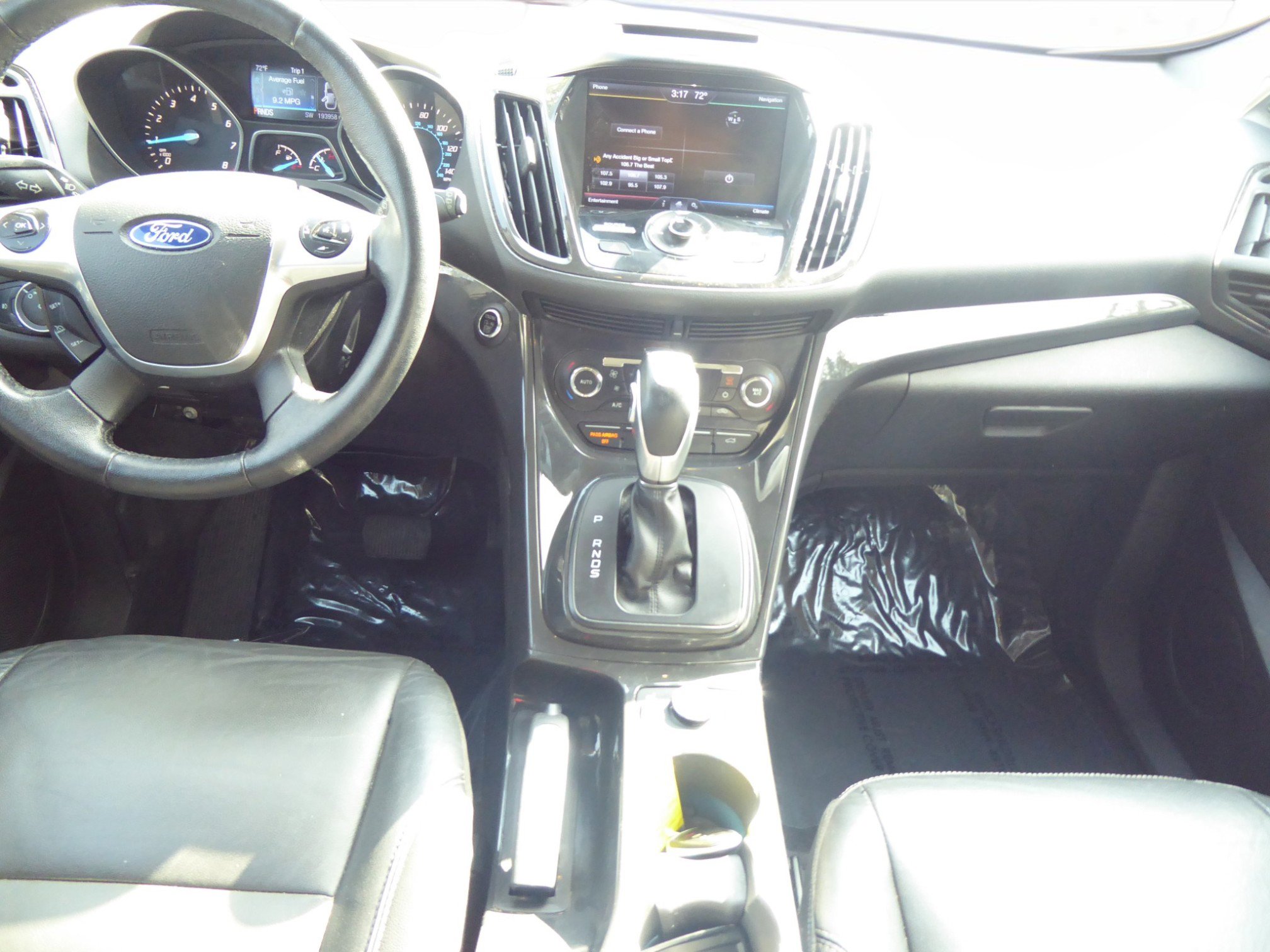 Used 2015 Ford Escape Titanium FWD image 13