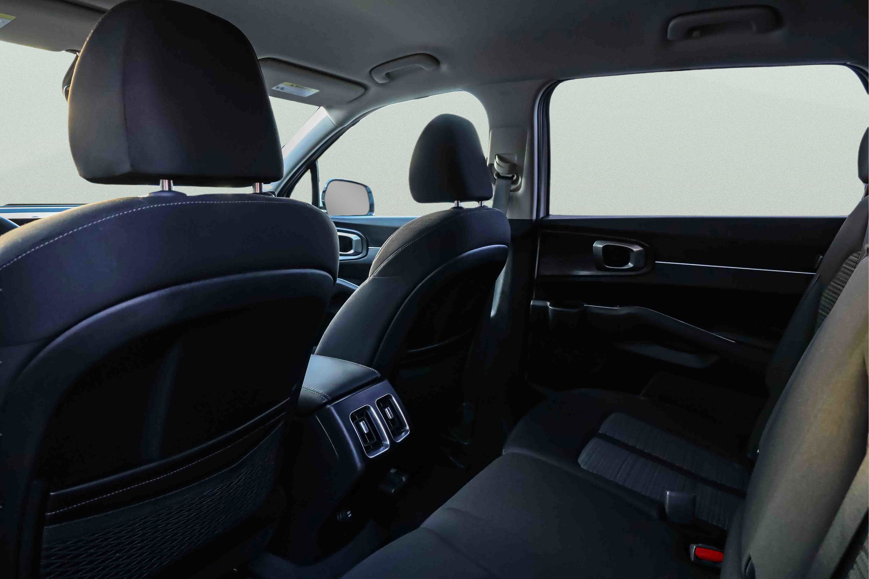 Certified 2024 Kia Sorento LX FWD image 23