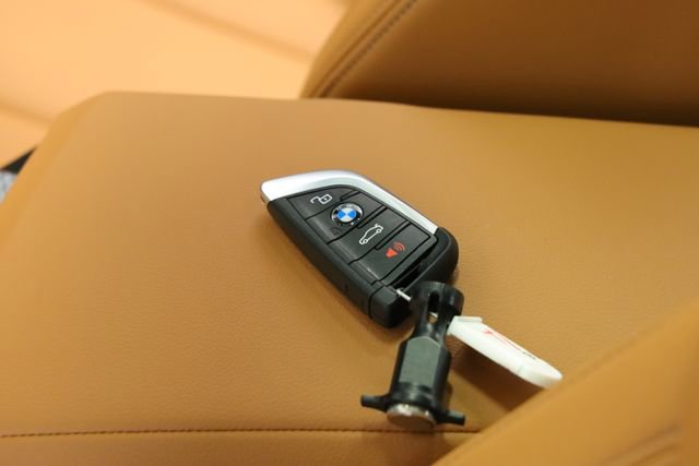 Used 2025 BMW M340i image 46