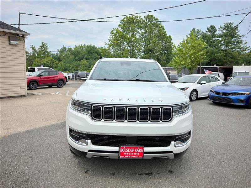 Used 2024 Jeep Wagoneer L Series II RWD image 9