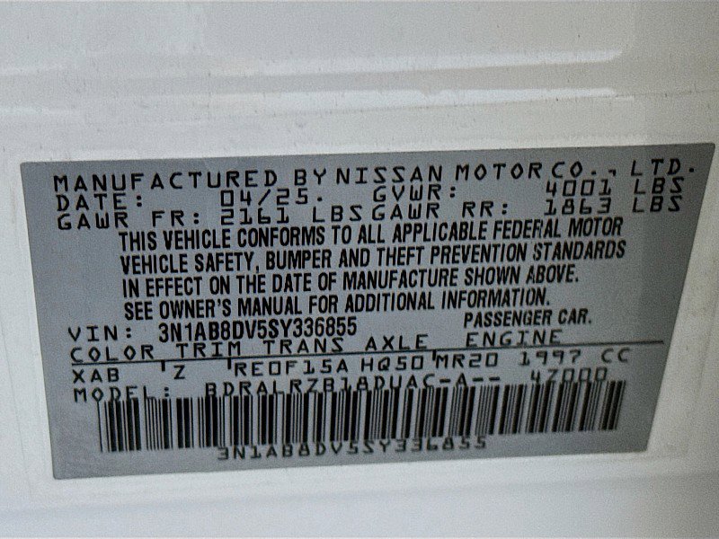 Used 2025 Nissan Sentra SR w/ Midnight Edition FWD image 30