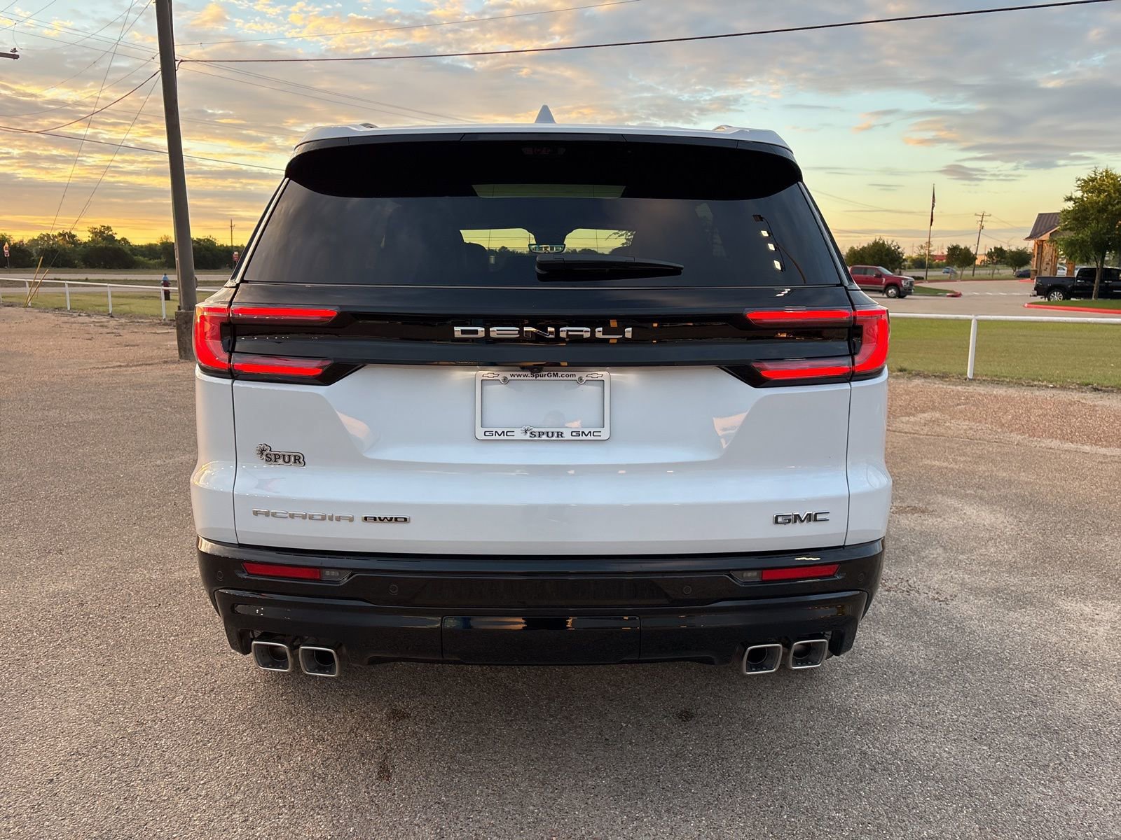 New 2026 GMC Acadia Denali Ultimate AWD/4WD image 5