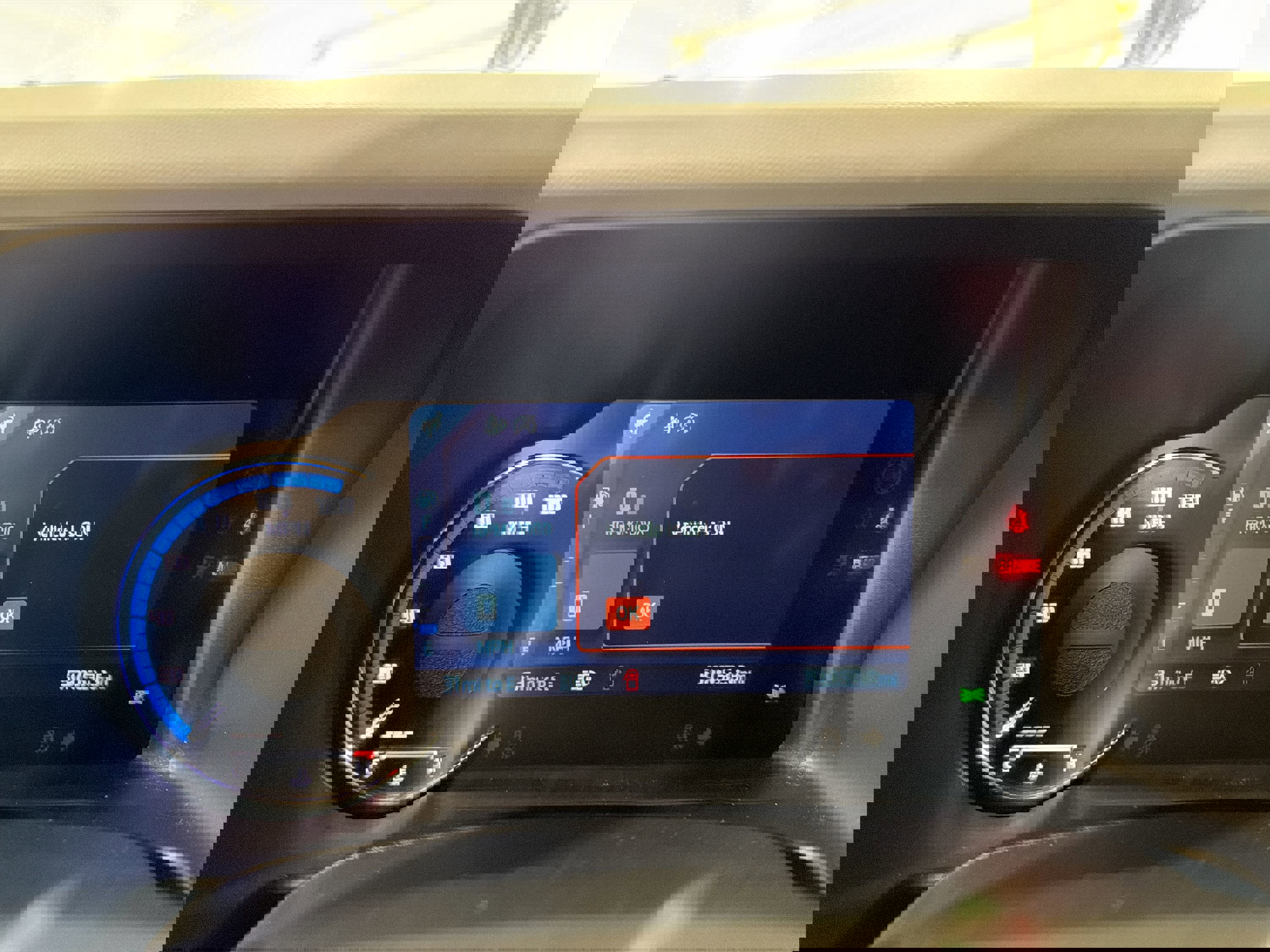 Used 2022 Ford Bronco Badlands image 16