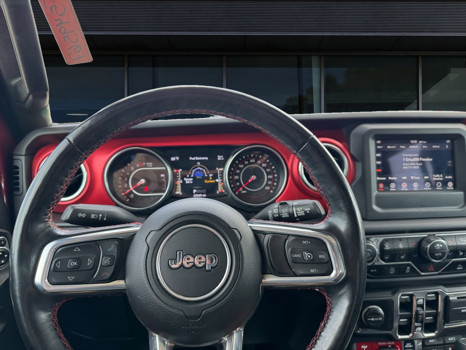 Used 2021 Jeep Wrangler Unlimited Rubicon w/ Cold Weather Group AWD/4WD image 3