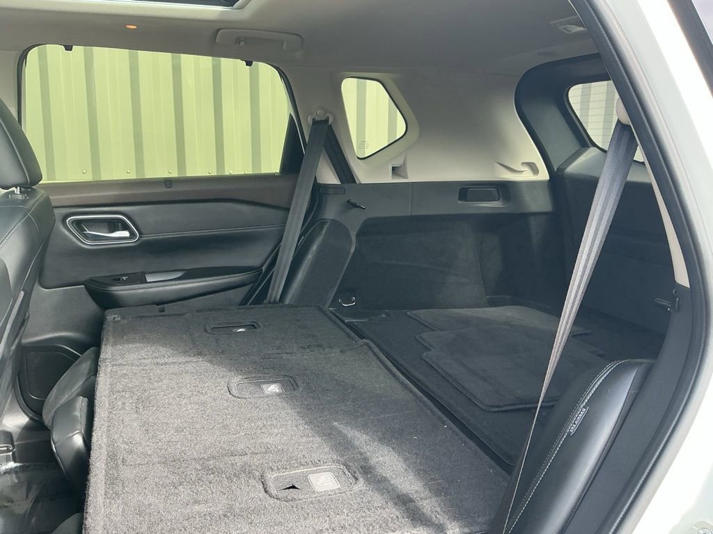 Used 2023 Nissan Rogue Platinum image 21