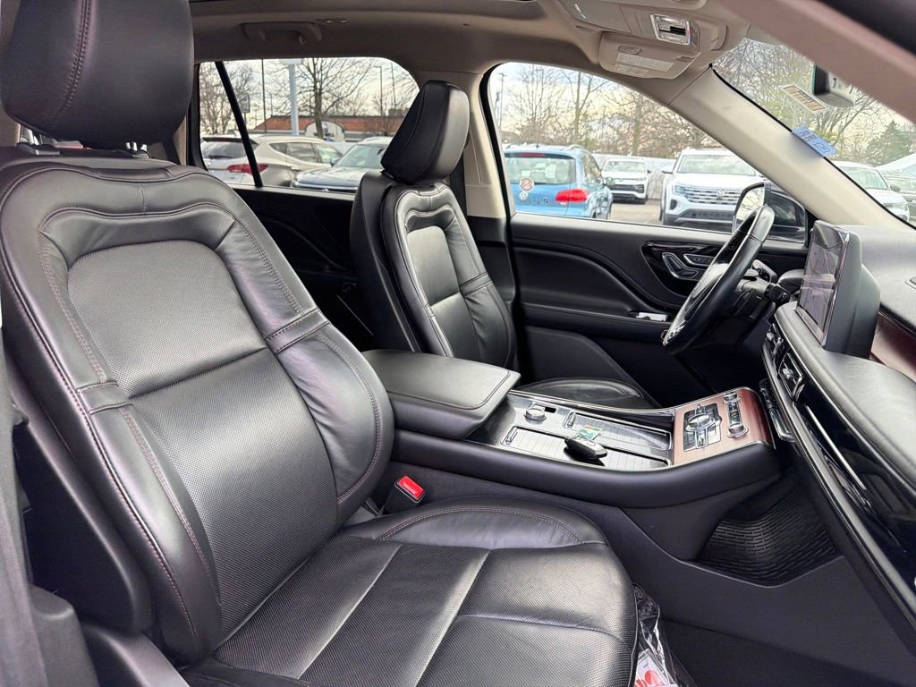 Used 2023 Lincoln Aviator Reserve image 37