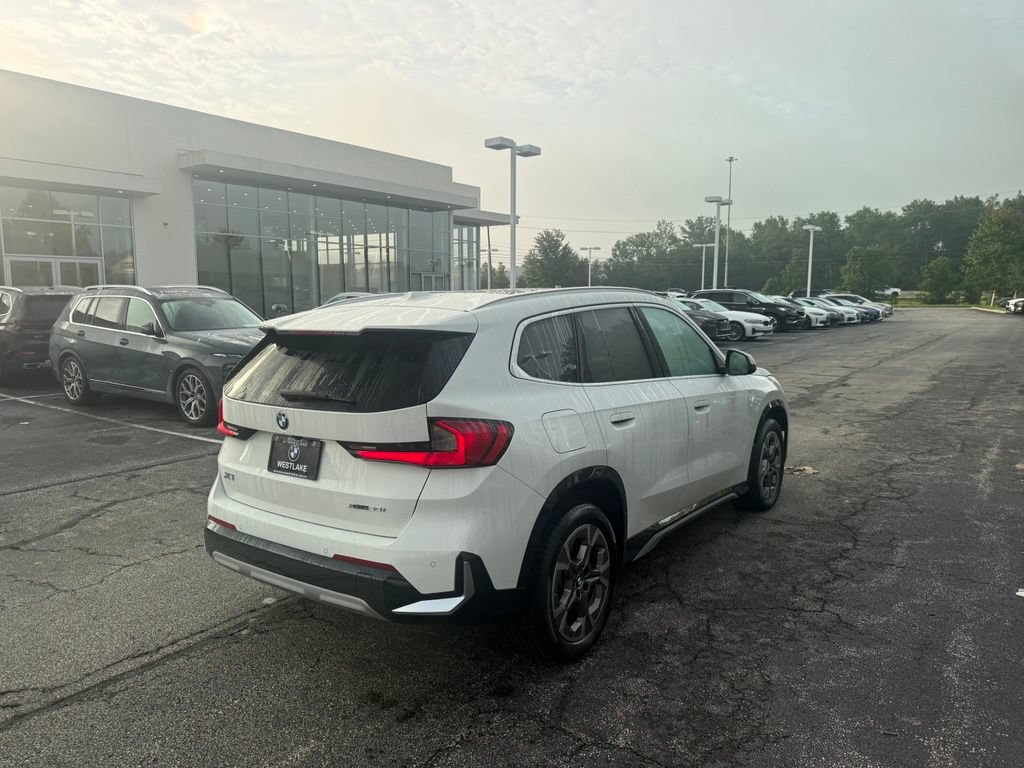 Used 2024 BMW X1 xDrive28i w/ Convenience Package AWD/4WD image 5