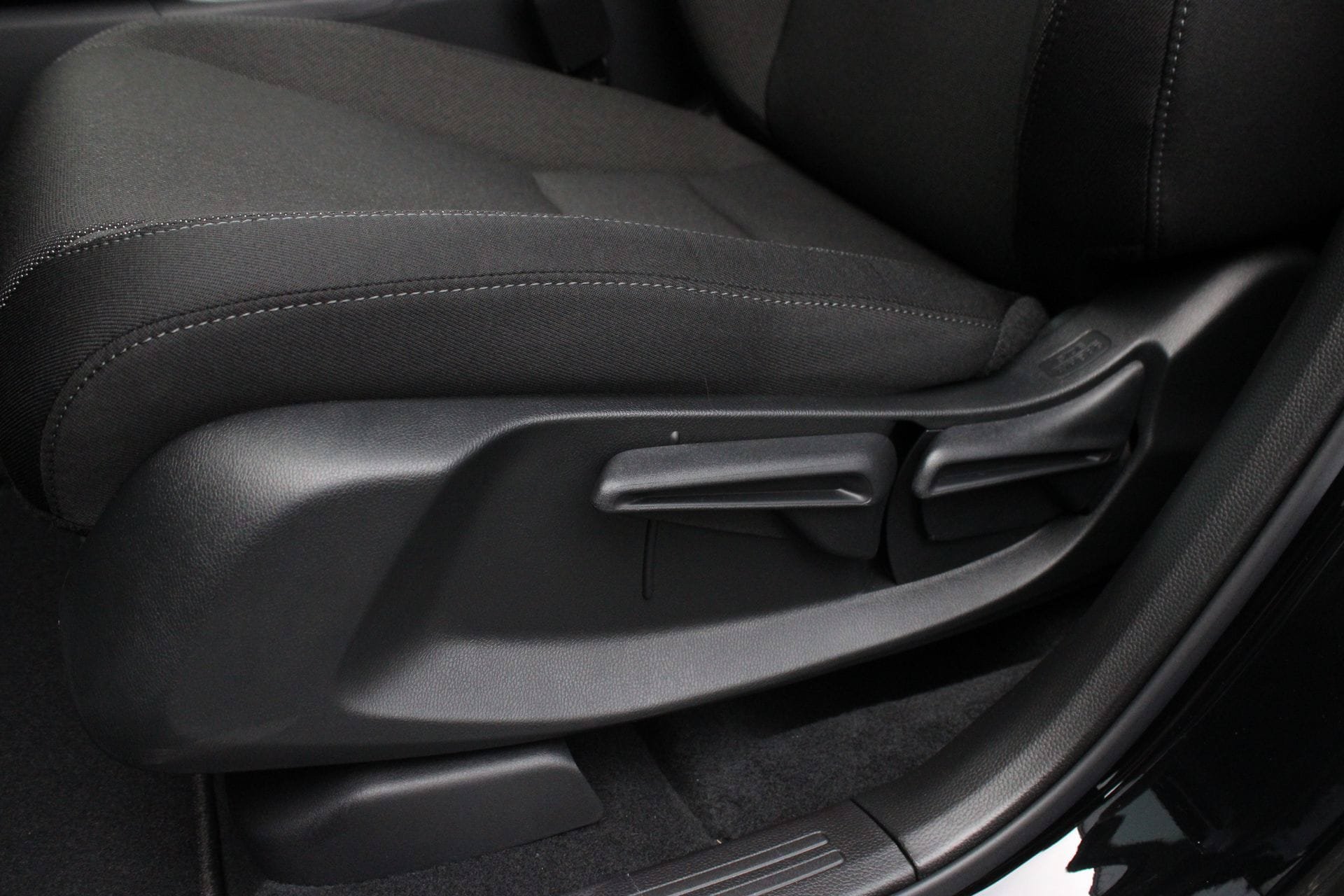 New 2027 Honda CR-V LX image 13