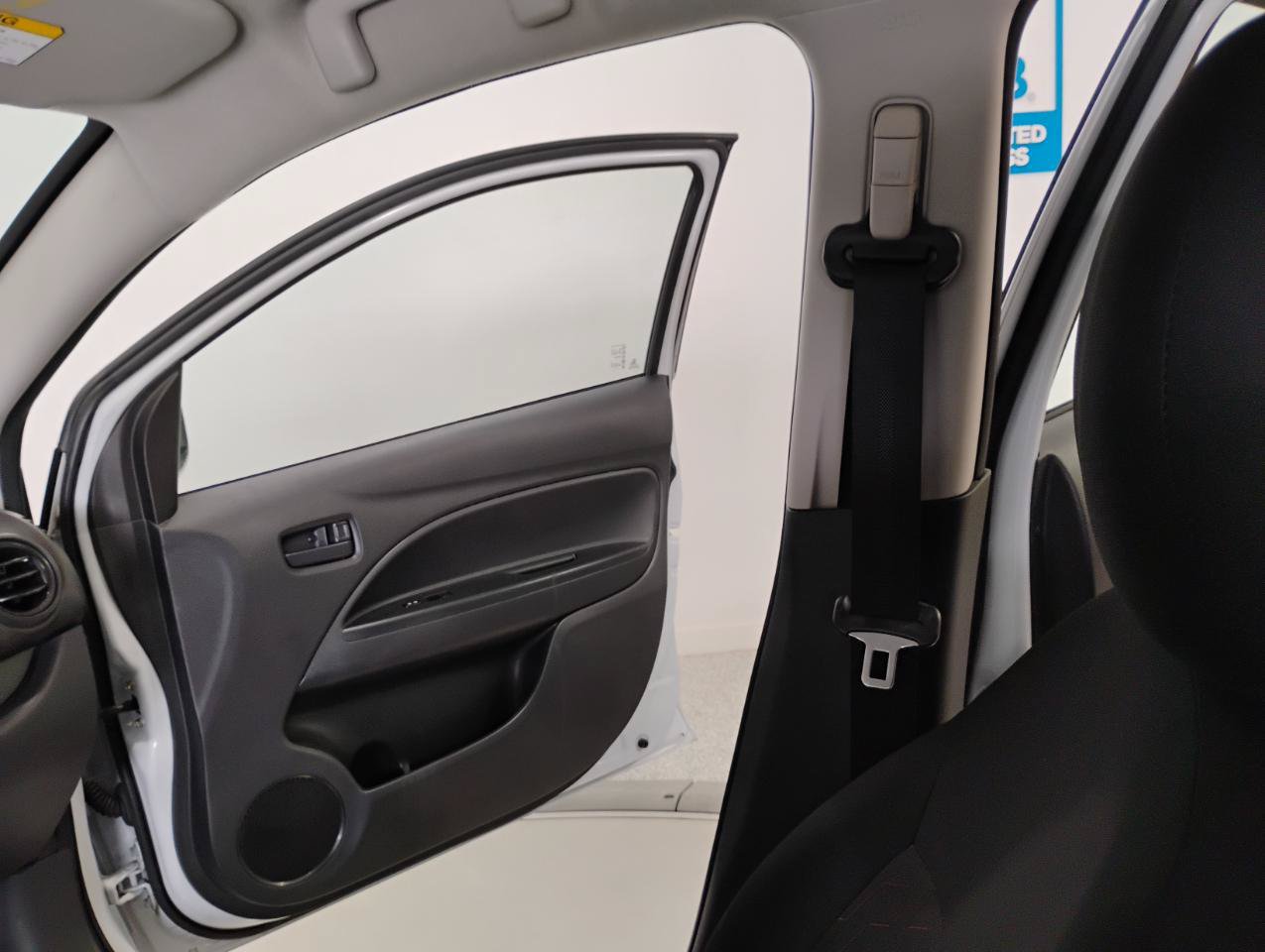 Used 2024 Mitsubishi Mirage ES FWD image 33