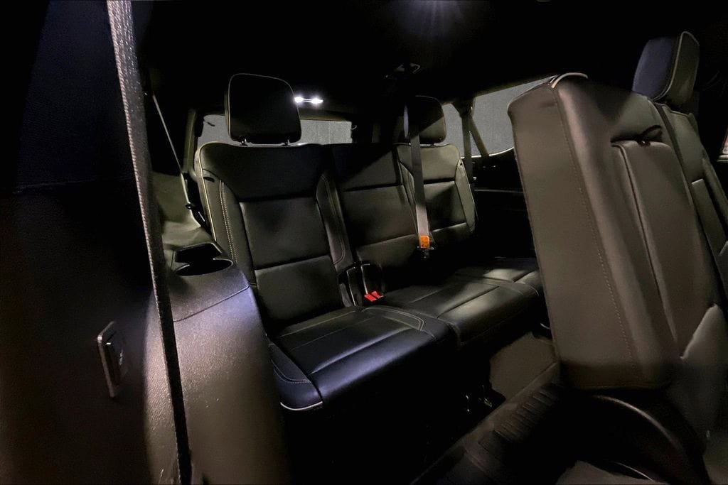 Used 2023 GMC Yukon XL SLT w/ SLT Luxury Package AWD/4WD image 26