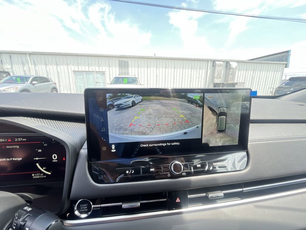 New 2025 Mitsubishi Outlander SE image 17