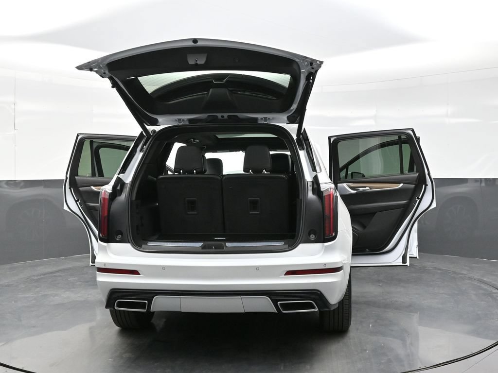 Certified 2025 Cadillac XT6 Sport w/ Platinum Package AWD/4WD image 44