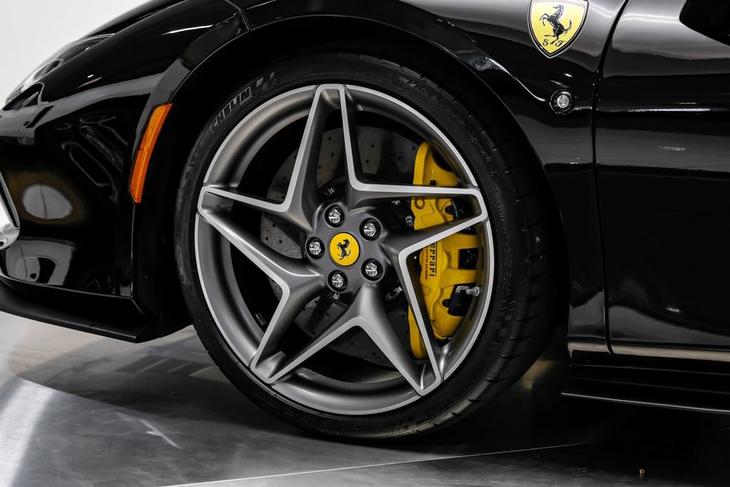 Used 2023 Ferrari F8 Tributo RWD image 67