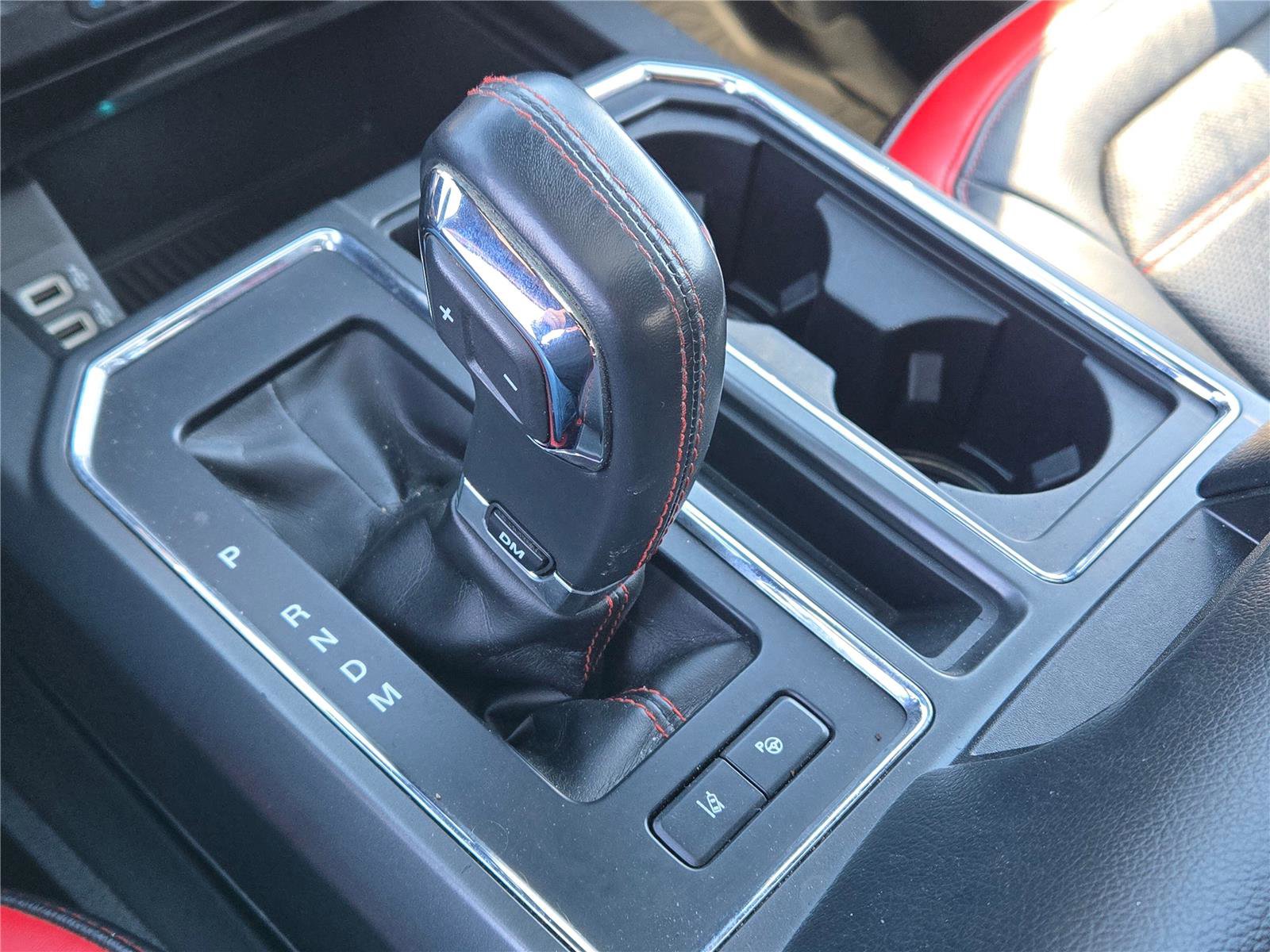 Used 2019 Ford F150 Lariat w/ Equipment Group 502A Luxury image 30