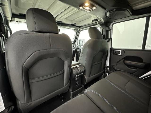 Used 2023 Jeep Wrangler Unlimited Rubicon 4xe image 43