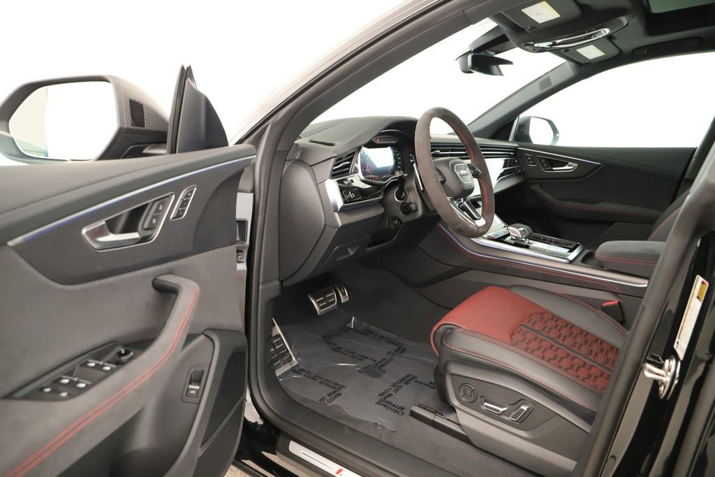 New 2026 Audi RS Q8 performance image 14