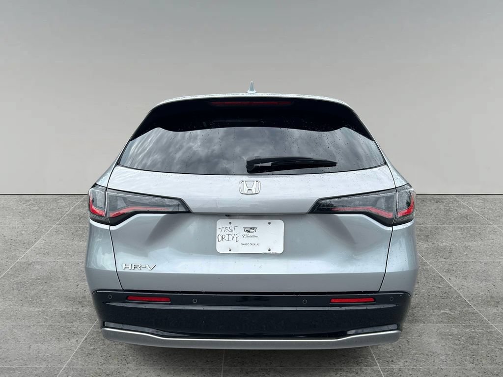 Used 2023 Honda HR-V EX-L image 4