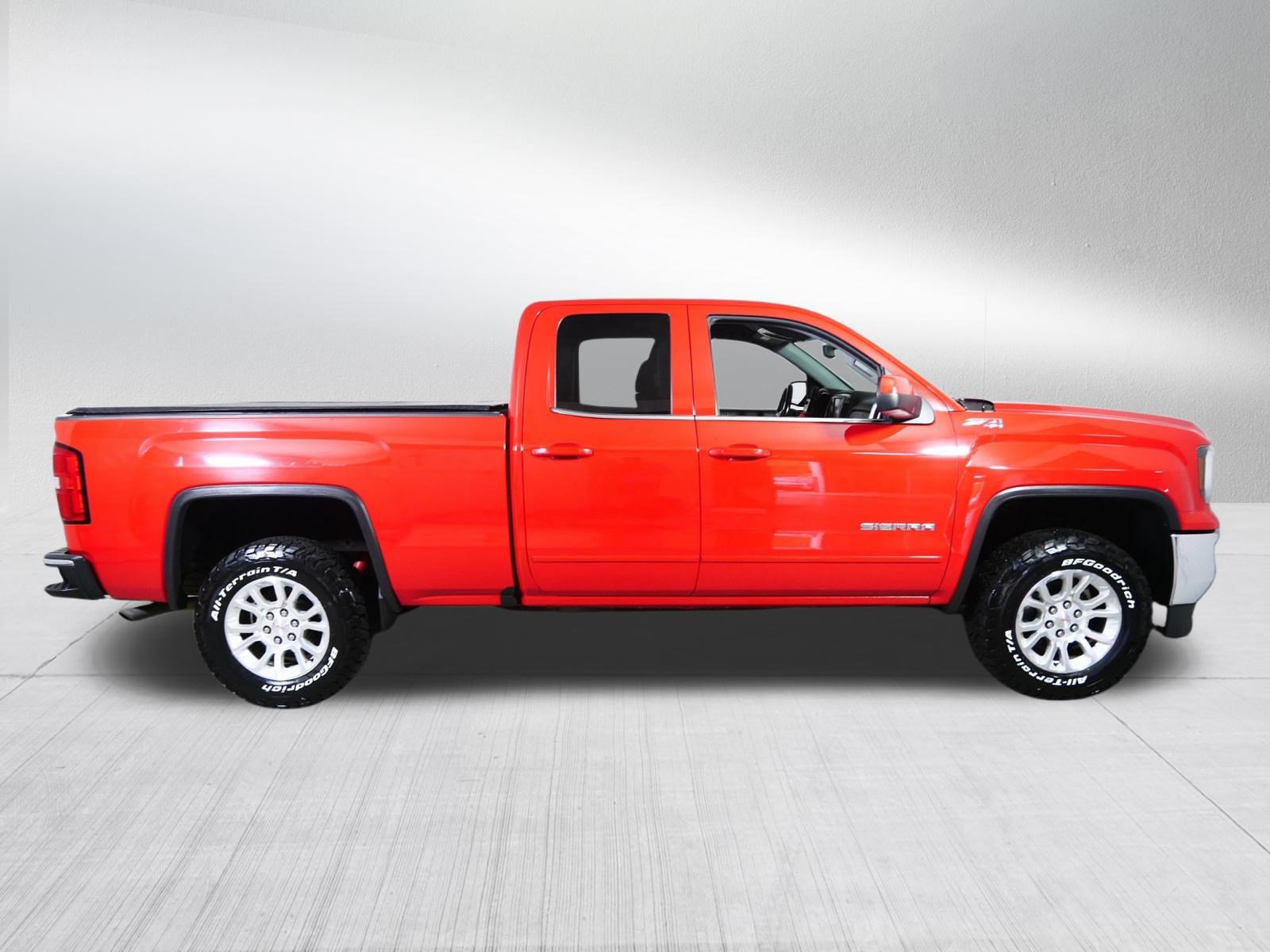 Used 2016 GMC Sierra 1500 SLE w/ SLE Value Package AWD/4WD image 8