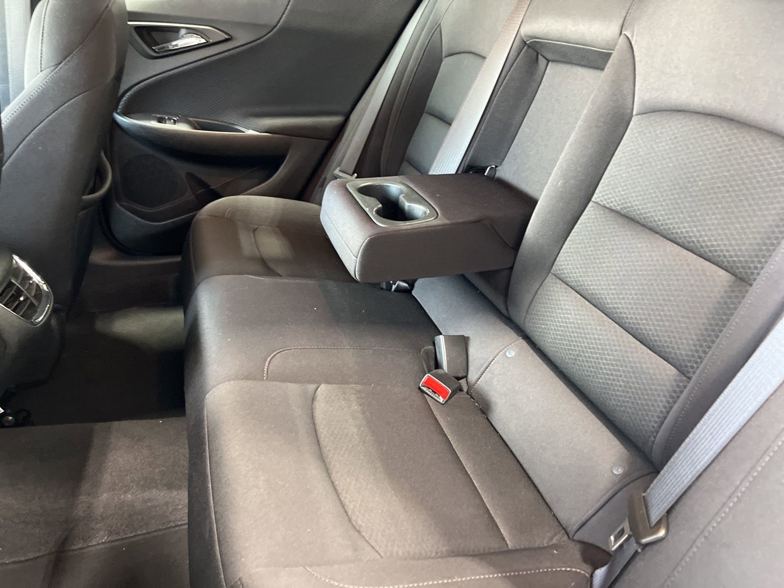 Used 2024 Chevrolet Malibu LT image 21