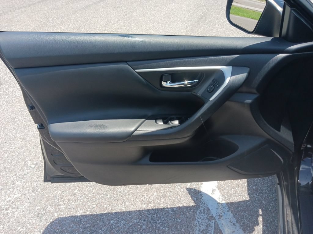 Used 2018 Nissan Altima 2.5 S w/ S Convenience Package FWD image 11