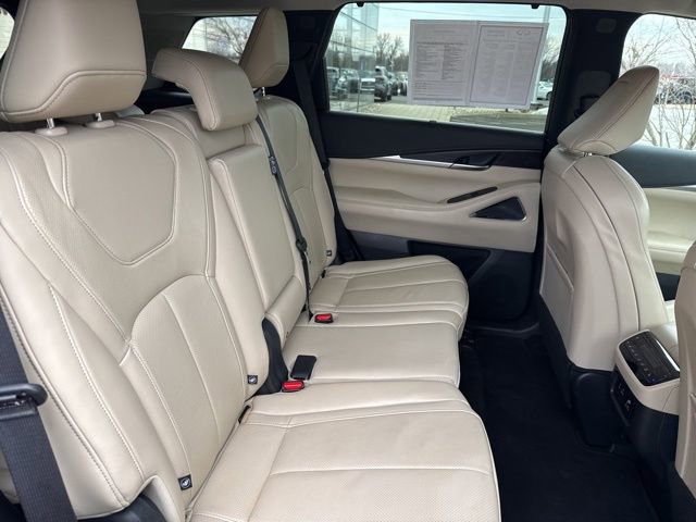 Certified 2023 INFINITI QX60 Sensory image 15