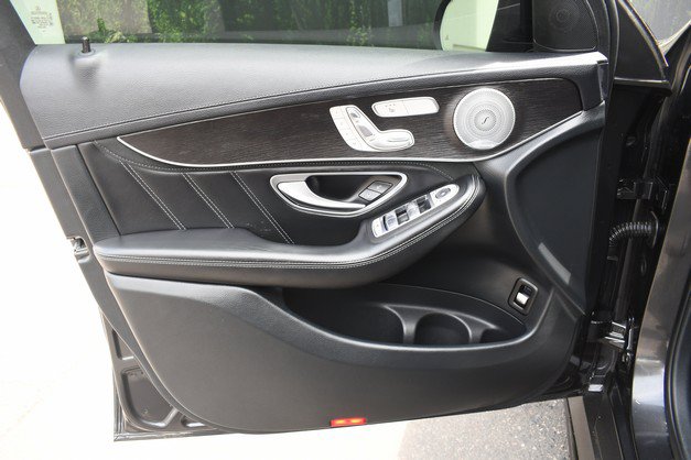 Used 2020 Mercedes-Benz GLC 63 AMG 4MATIC image 13