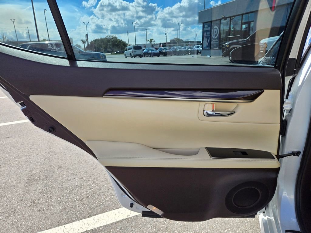Used 2018 Lexus ES 350 image 38