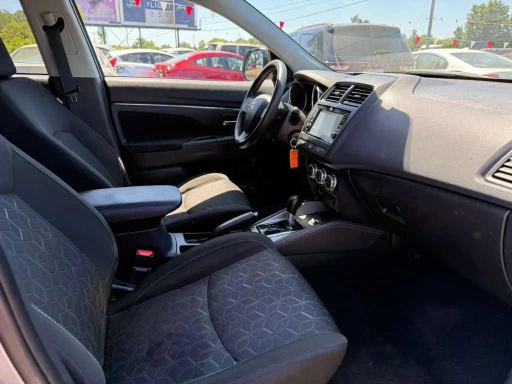 Used 2021 Mitsubishi Outlander Sport LE AWD/4WD image 5