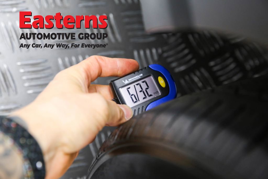 Used 2023 Hyundai Venue Limited image 28