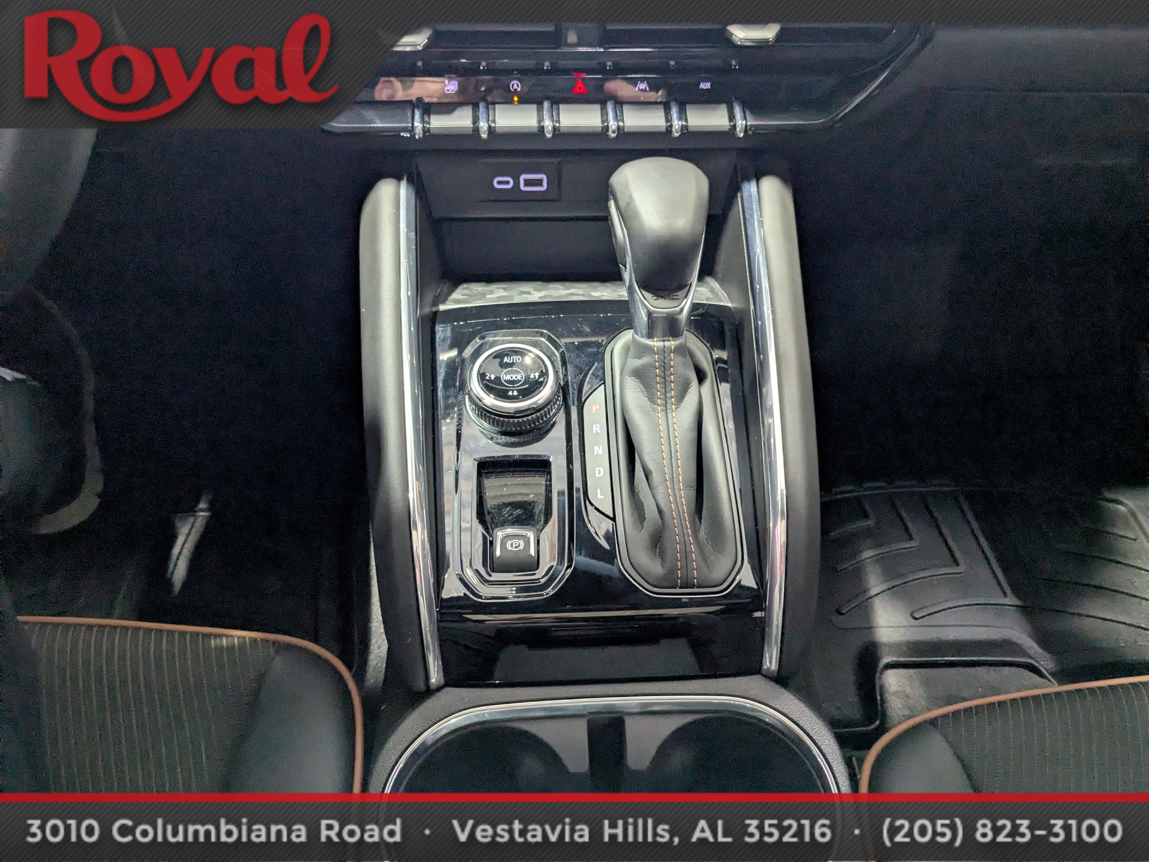 Used 2024 GMC Canyon AT4 w/ Technology Package image 20