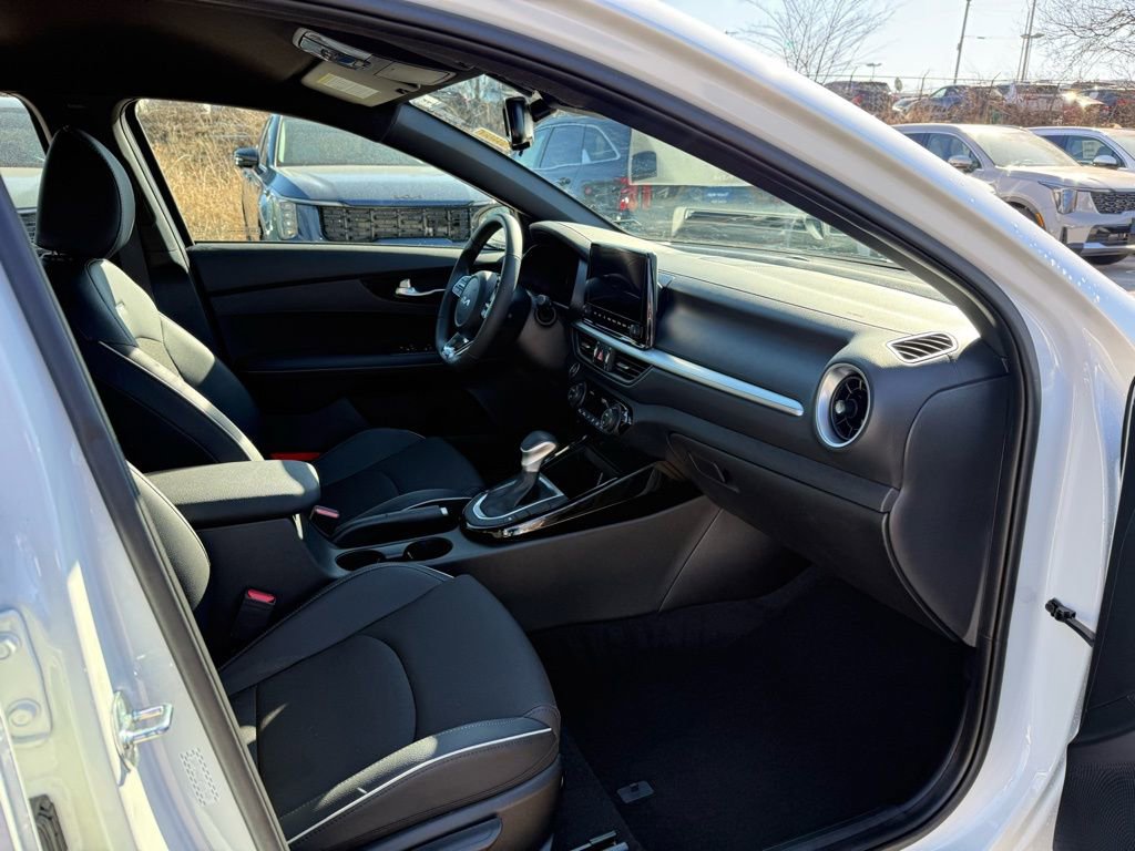 Certified 2023 Kia Forte GT-Line image 20