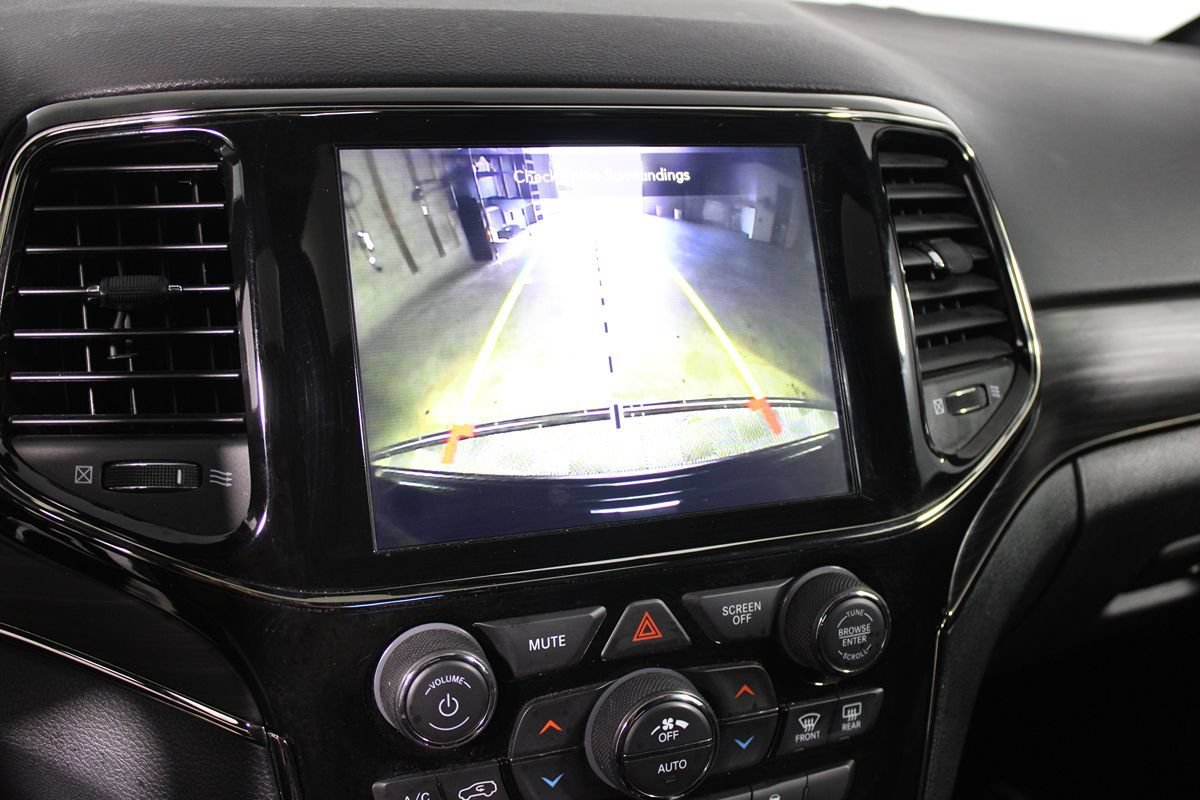 Used 2020 Jeep Grand Cherokee Limited X RWD image 20