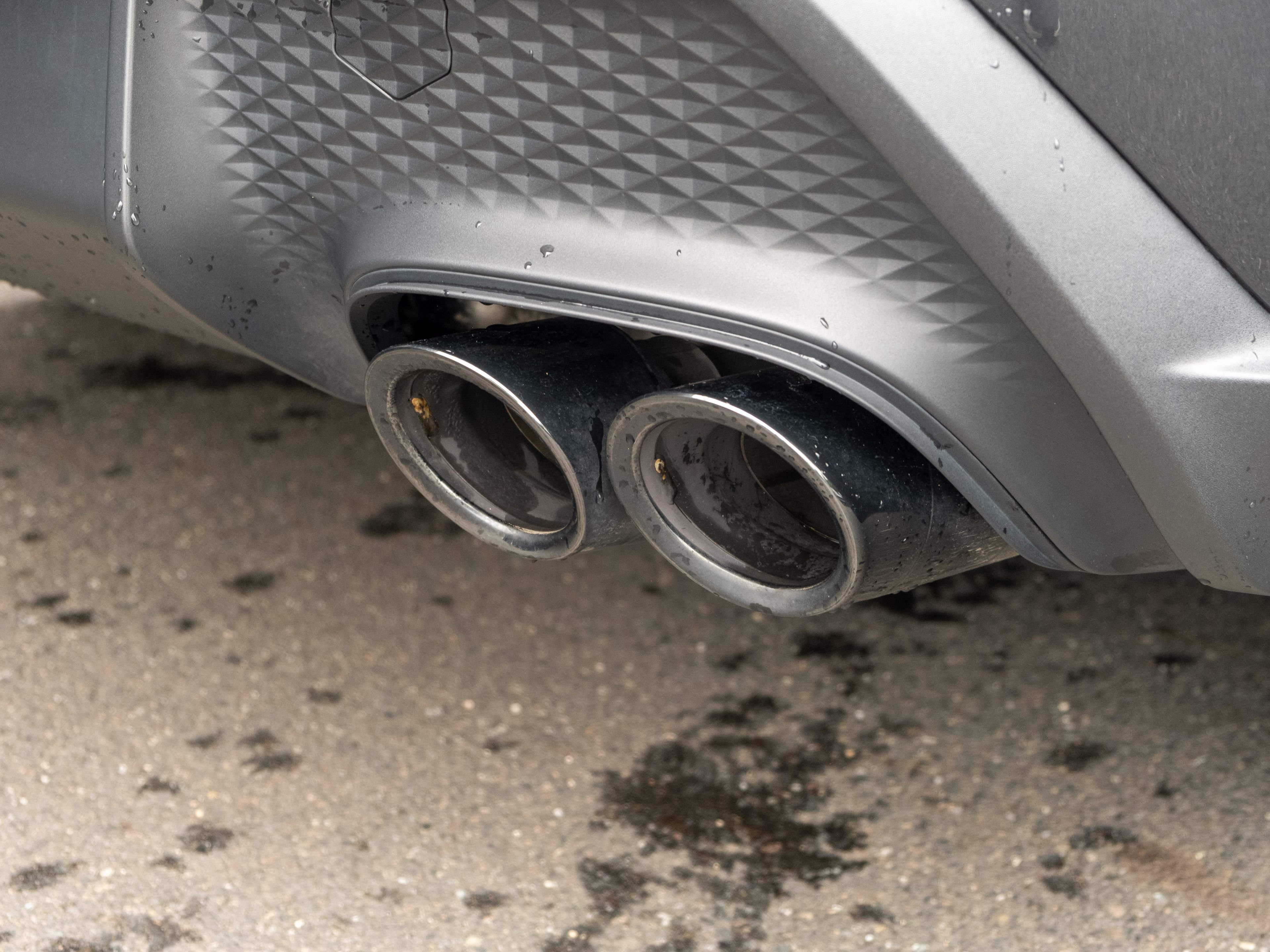 Certified 2024 Porsche Macan S AWD/4WD image 26
