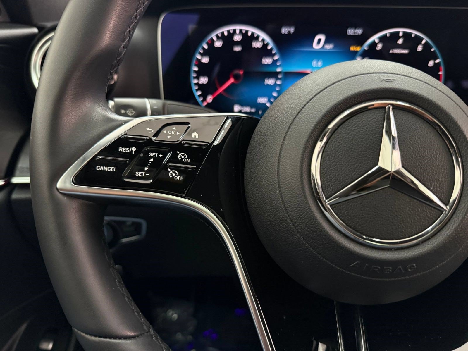 Used 2023 Mercedes-Benz E 350 Sedan image 13