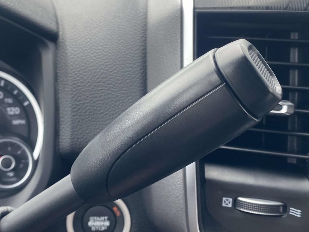 New 2026 RAM 3500 Big Horn AWD/4WD image 25