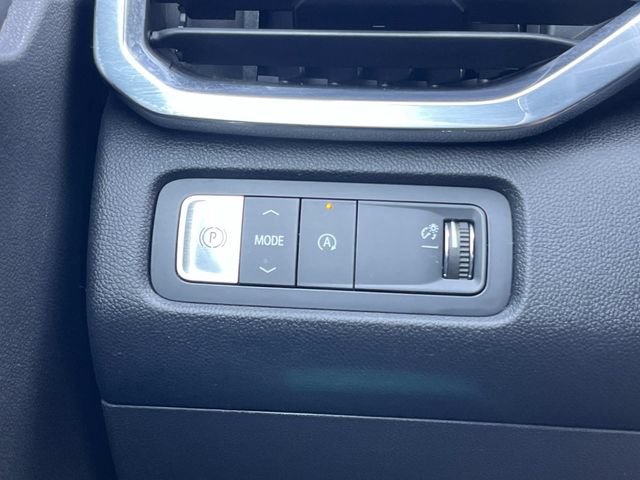 Used 2024 GMC Acadia Elevation FWD image 38