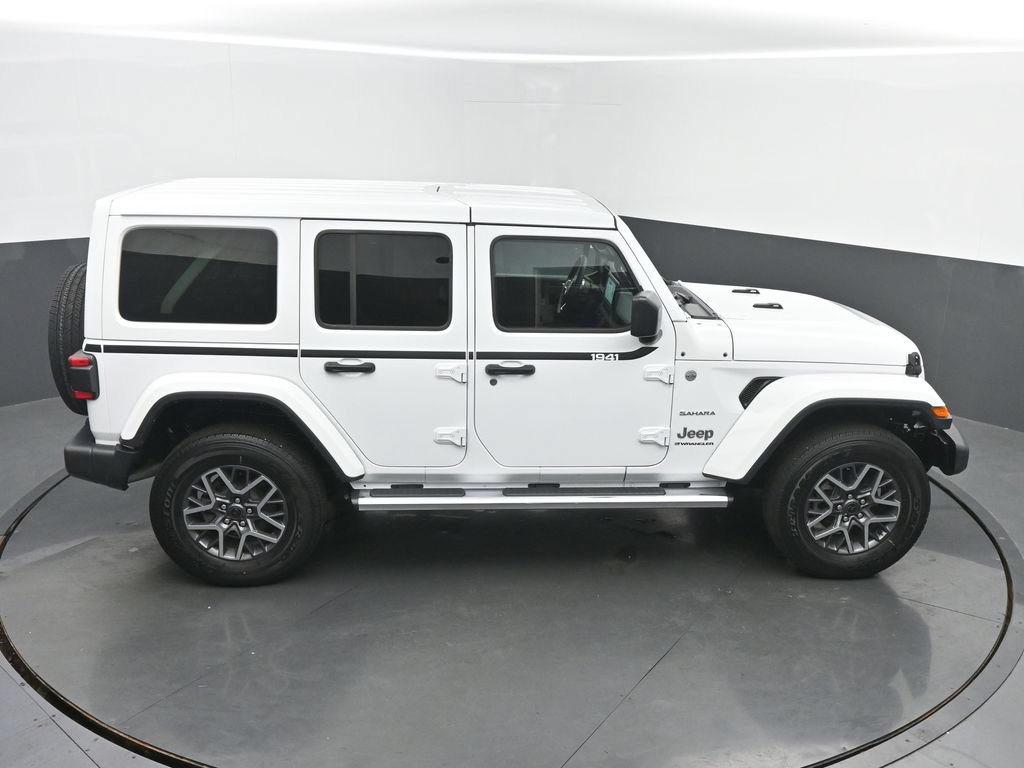Used 2024 Jeep Wrangler Unlimited Sahara w/ Technology Group AWD/4WD image 51