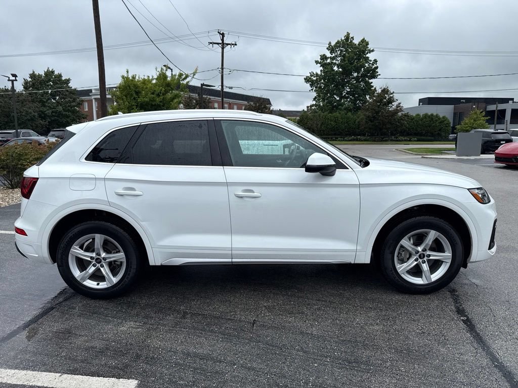 Used 2023 Audi Q5 2.0T Premium w/ Convenience Package AWD/4WD image 6
