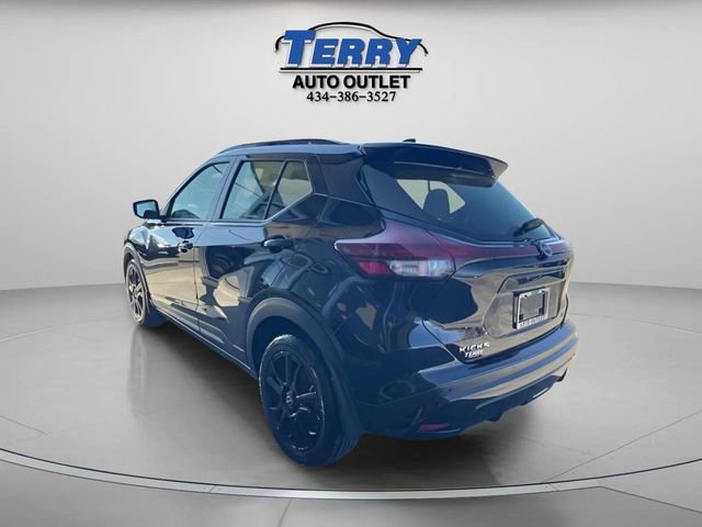 Used 2023 Nissan Kicks SR image 5