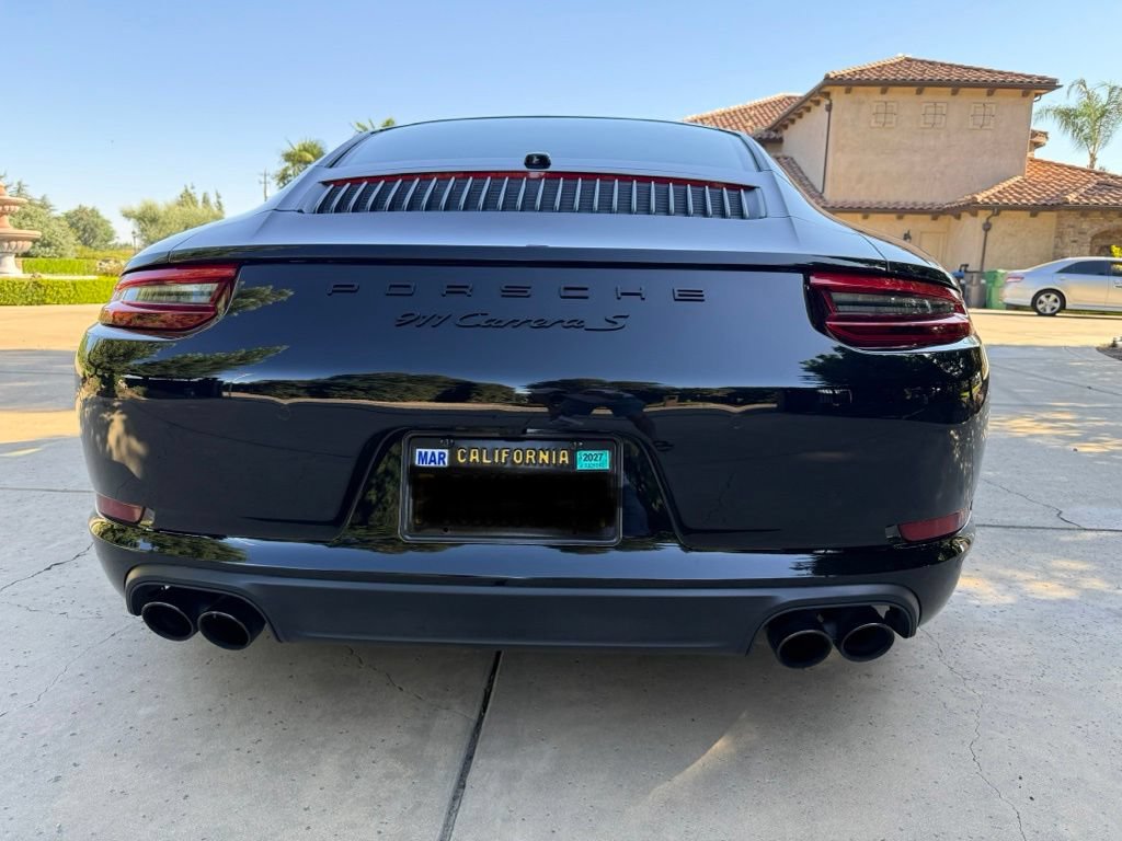 Used 2018 Porsche 911 Carrera S RWD image 9