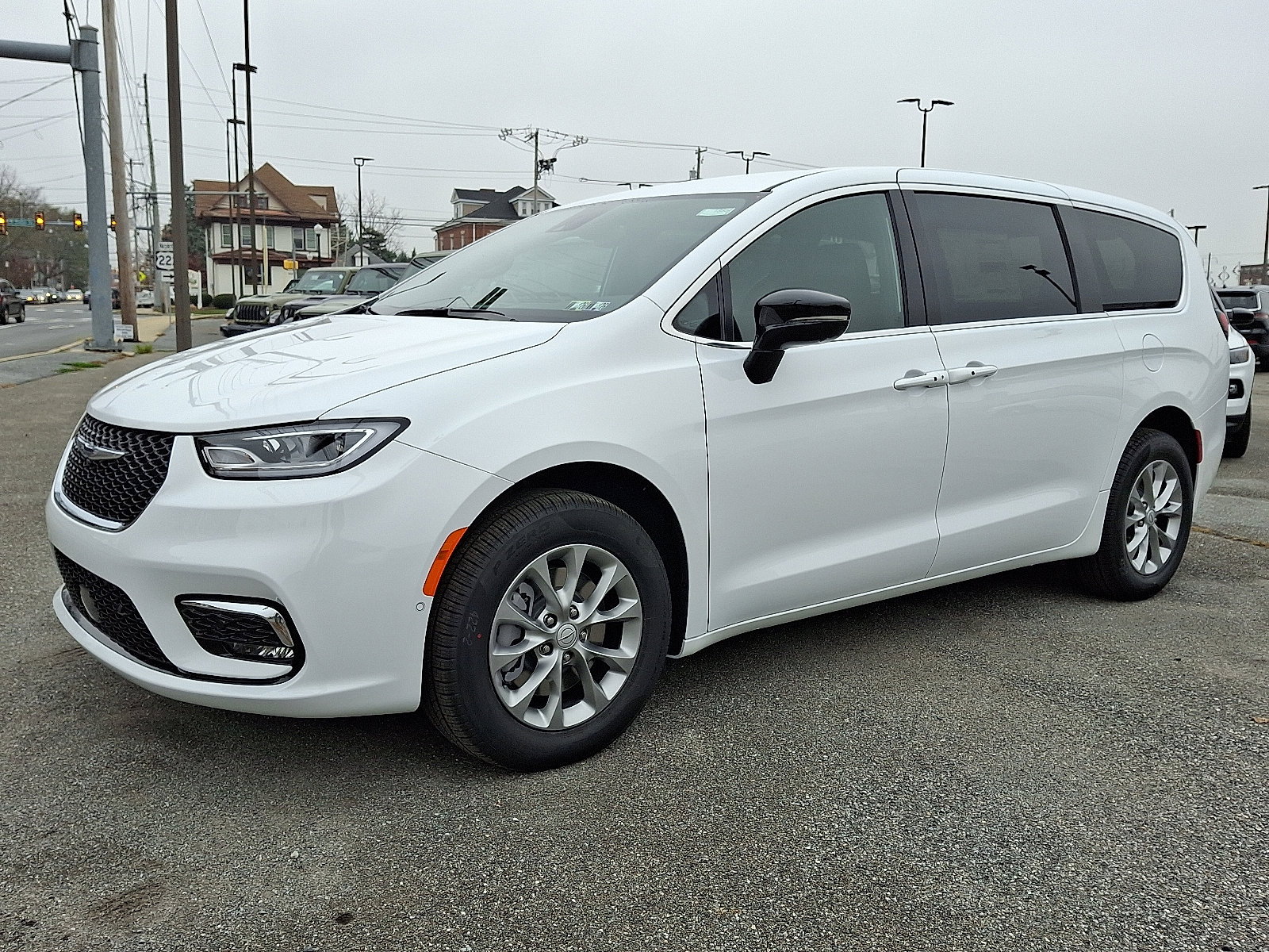 New 2026 Chrysler Pacifica Select image 3