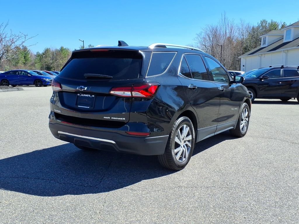 Used 2023 Chevrolet Equinox Premier image 3