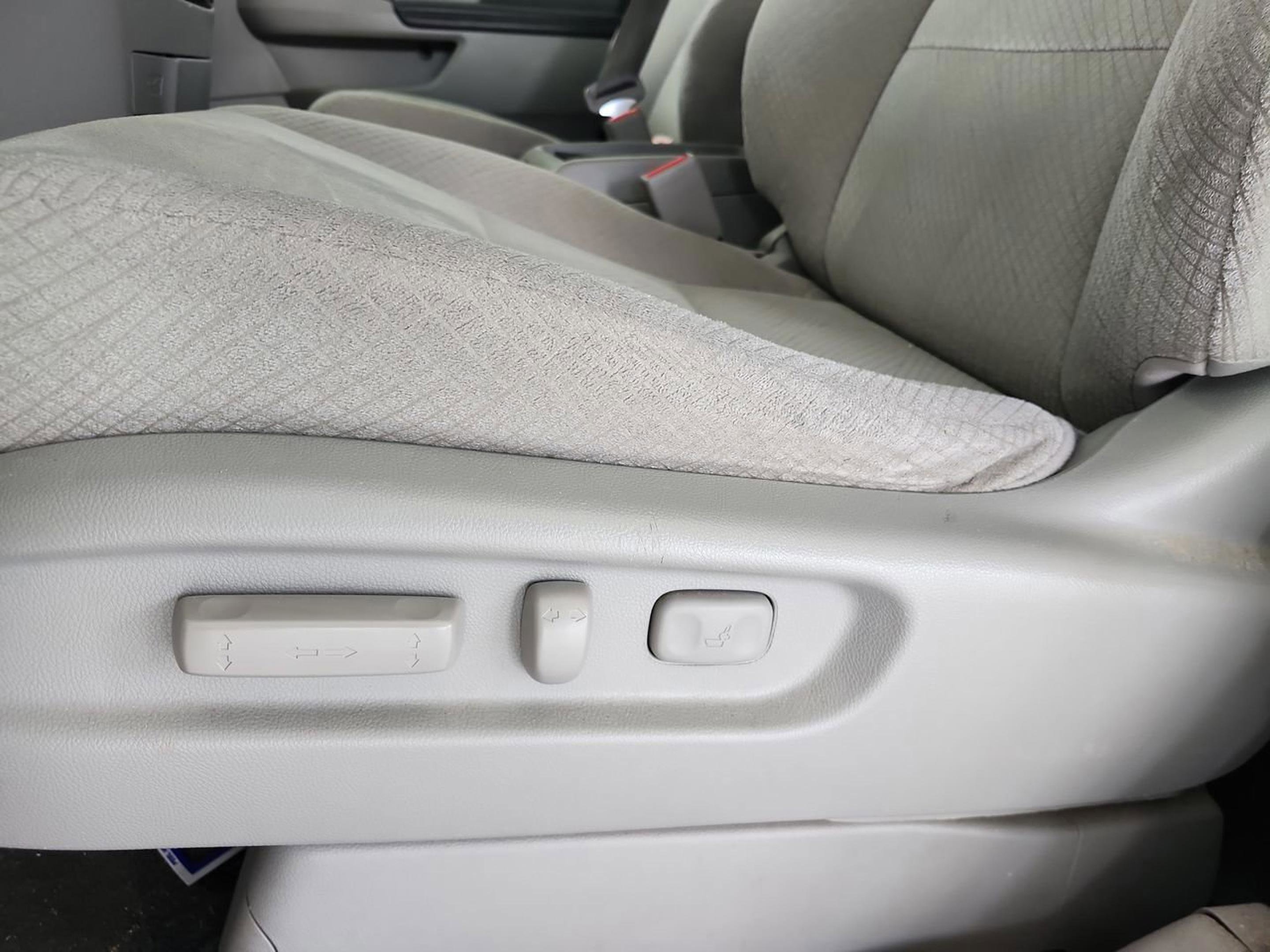 Used 2016 Honda Odyssey EX image 14