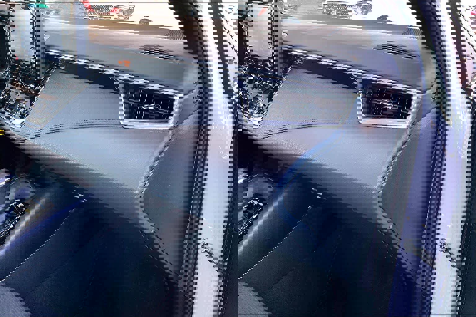 Used 2022 Toyota Corolla SE image 19