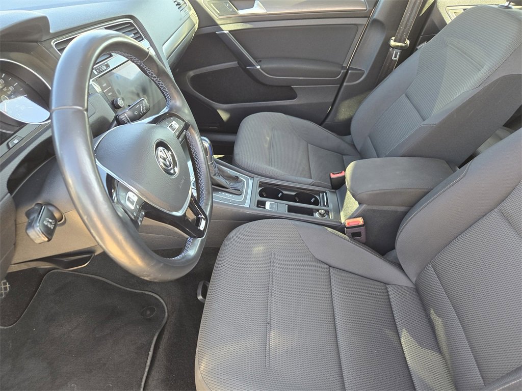 Used 2019 Volkswagen e-Golf SE w/ Driver Assistance Package image 13