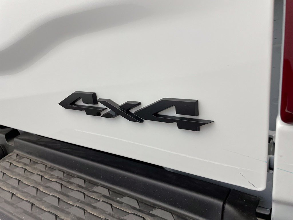 New 2026 RAM 2500 Laramie w/ Night Edition AWD/4WD image 5
