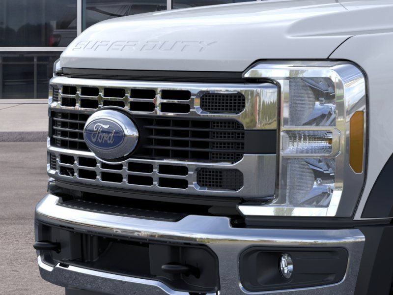New 2025 Ford F600 4x4 Regular Cab Super Duty w/ XL Chrome Package image 17